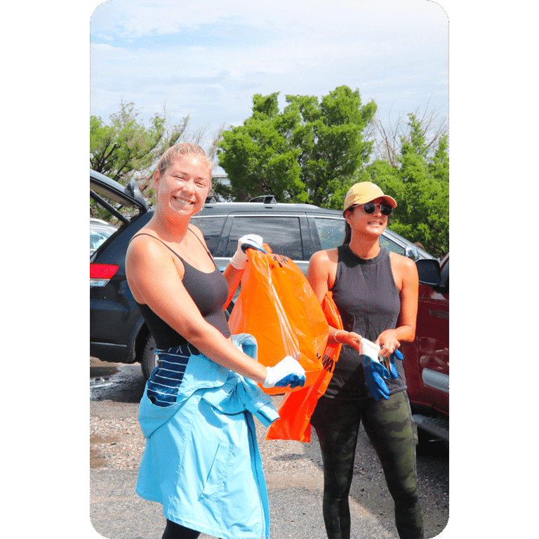 Hissho-Sushi-x-Surfrider-Charleston-Trash-Clean-Up-Team-03-1.png